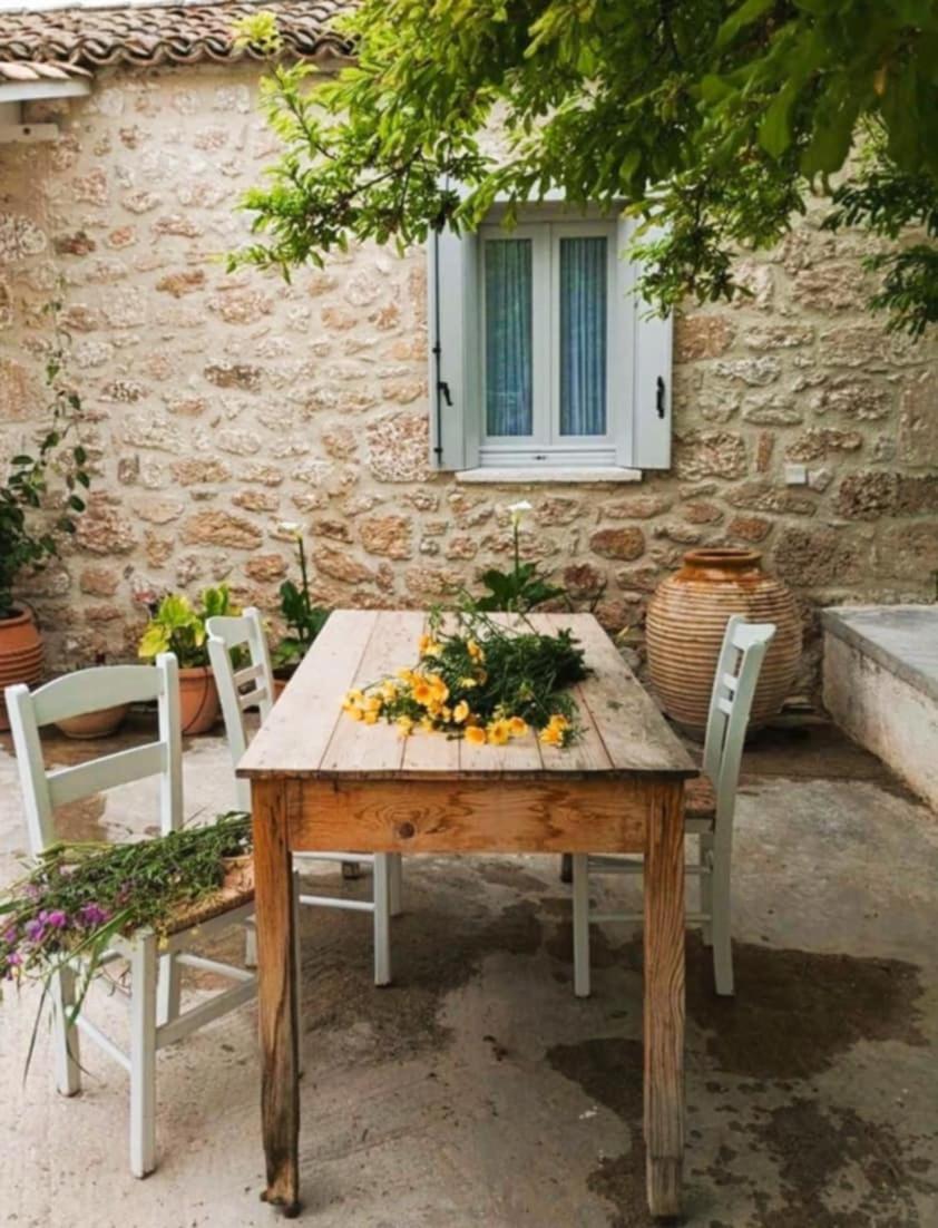 Aνεξάρτητη Παραδοσιακή Πέτρινη Κατοικία Corinth 외부 사진