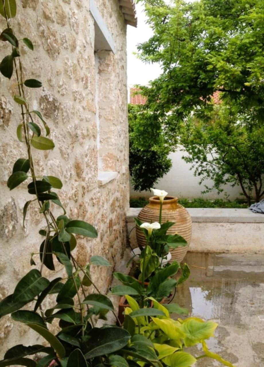 Aνεξάρτητη Παραδοσιακή Πέτρινη Κατοικία Corinth 외부 사진
